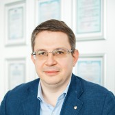 Андрей Голов