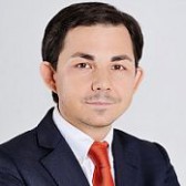 Максим Волков