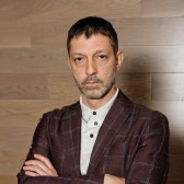 Леонид Капров