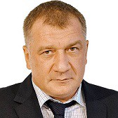 Владимир Петров