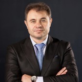 Андрей Голуб