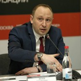 Антон Фенев