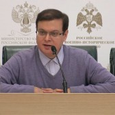 Евгений Пчелов
