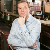 Александр Сахаров