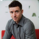 Евгений Петров