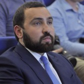 Султан Хамзаев
