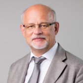 Владимир Саламатов