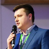 Евгений Царев
