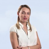Юлия Тазина