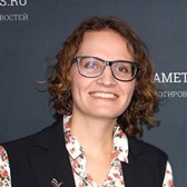 Евгения Толстова