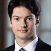 Олег Мансуров