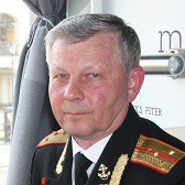 Юрий Попов