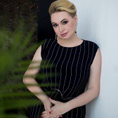 Елена Бутакова
