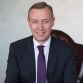 Олег Хайтаров