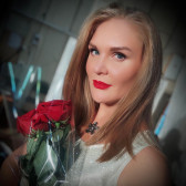 Лена Семенова