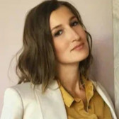 Анастасия Лаур