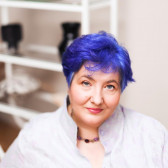 Анна Иванова